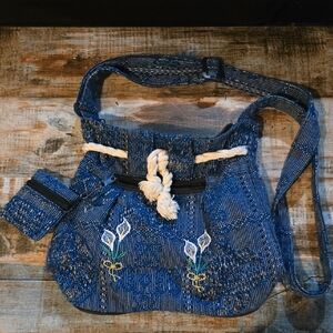Blue Lilly Embroidered Women's Bag With Matching Coin Purse